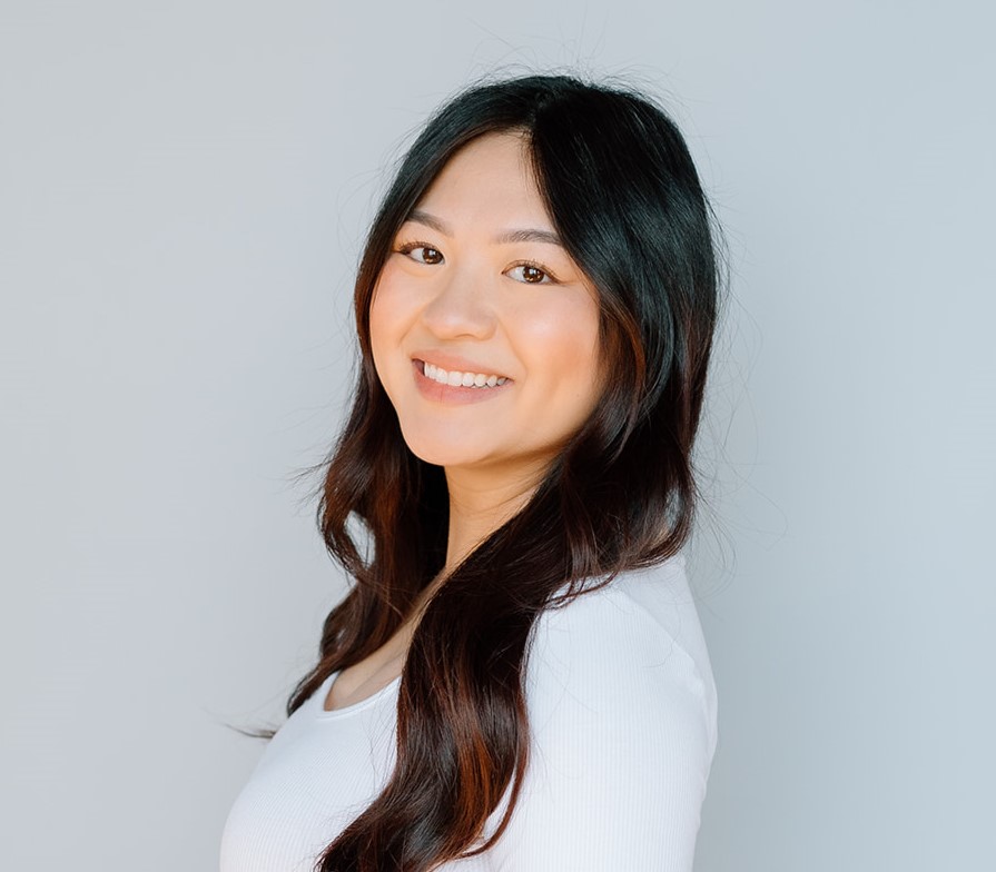 Jasmine Vang